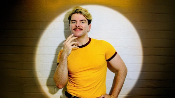 Christopher Hall : PIZAZZ
