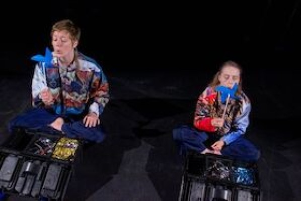 BREEZE! / for 2+ - Theater Ulrike Kley