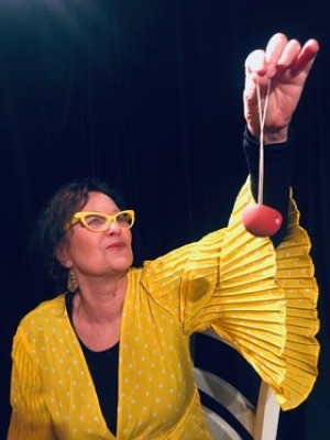 Die Clownin erwacht - Die Schöne und das Biest
