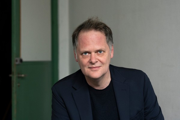 Text! – Literatur im Gespräch Thomas Strässle