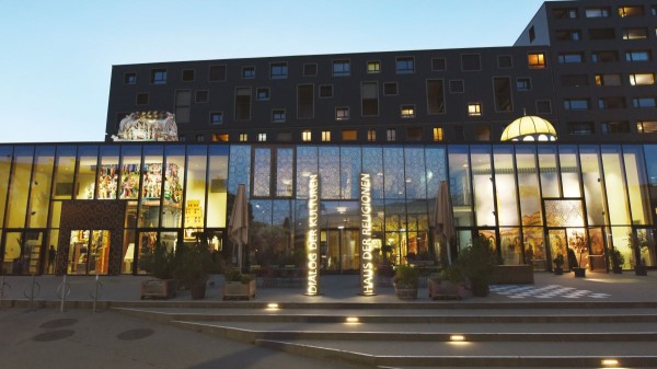 Öffentlicher Rundgang im Haus der Religionen