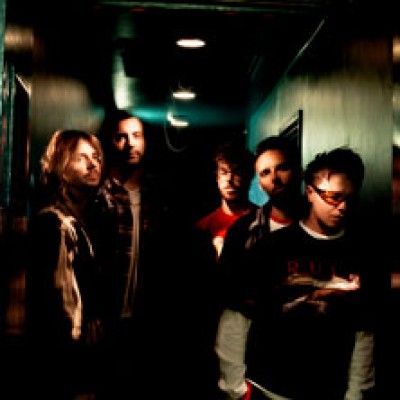 Nothing But Thieves – Raclette Dinner at Jumi Chalet (excl. show ticket)