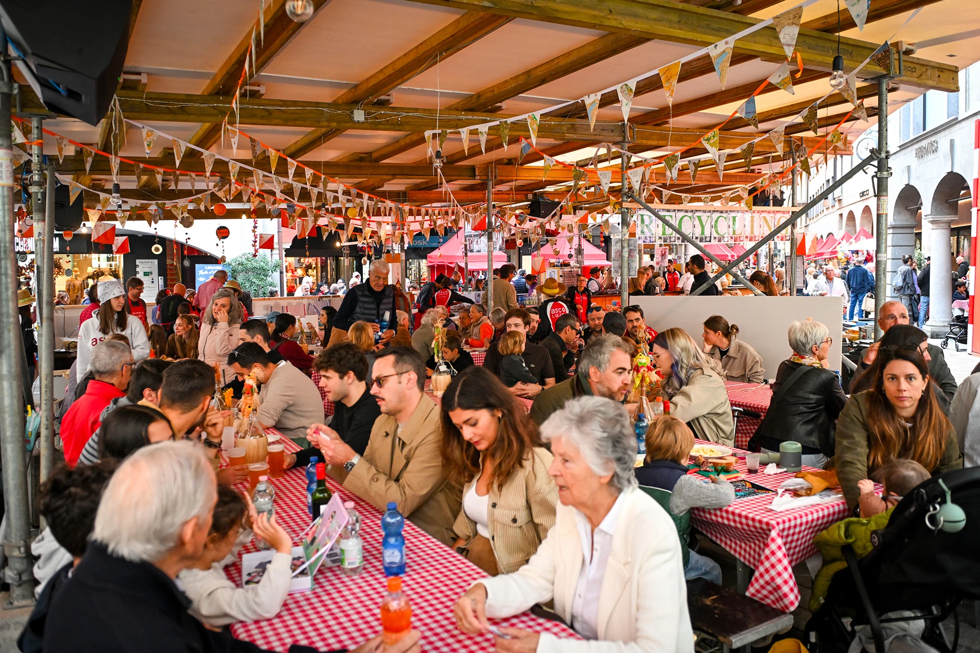 Grottini des Herbstfestes