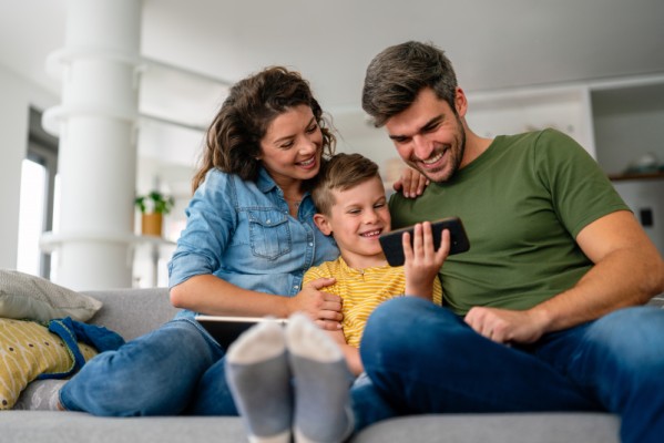 Together on the Internet – A Prevention Workshop for Parents and Children