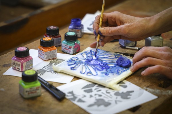 Nachmittagsworkshop: Fliesen bemalen