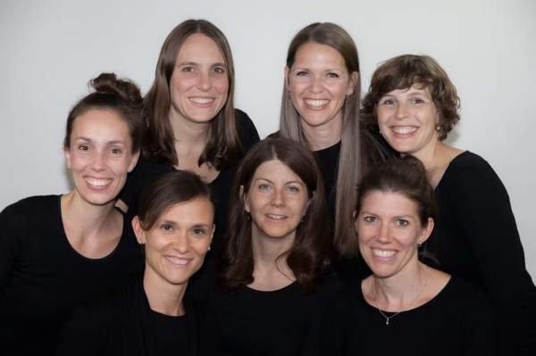 Six Chicks - Gluck & Gloria