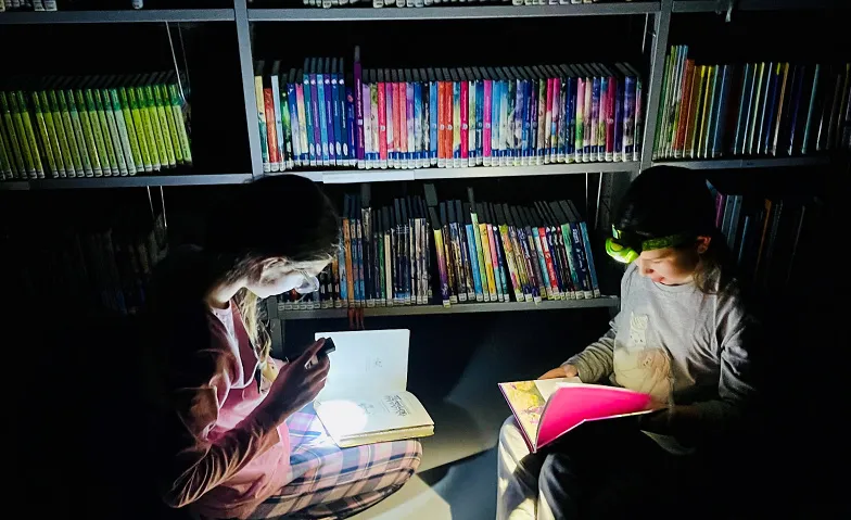 Nuit à la bibliothèque