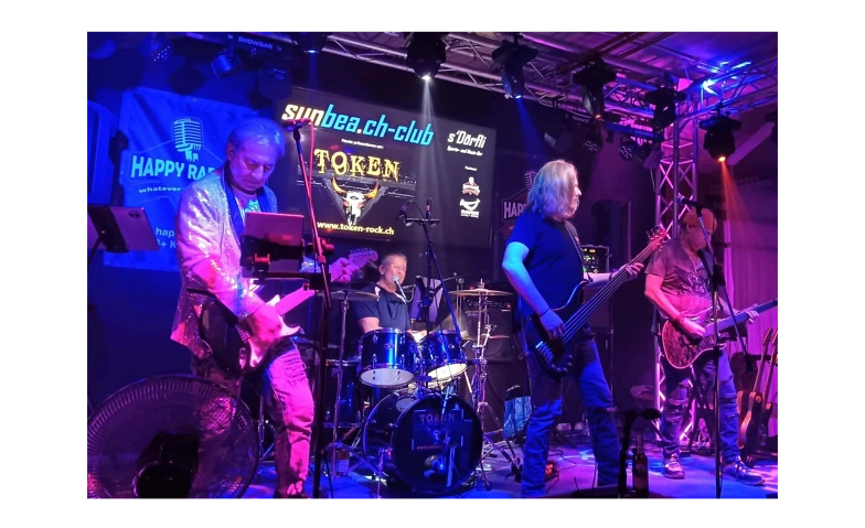 LIVE-Konzert: TOKEN