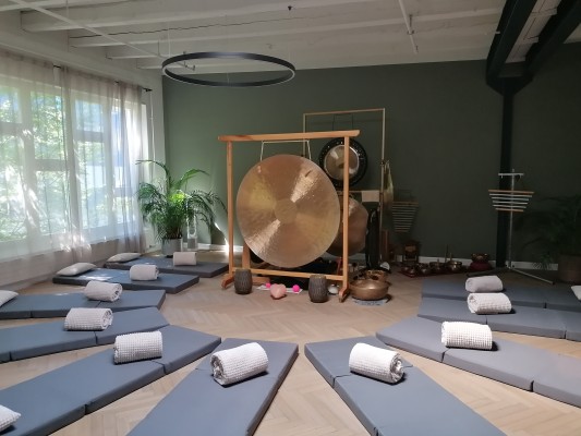 Gong Bath