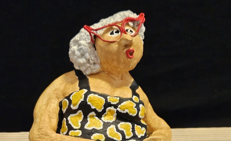 Rita Theiler, witzige Klein-Skulpturen // Zuger Ziehfiguren
