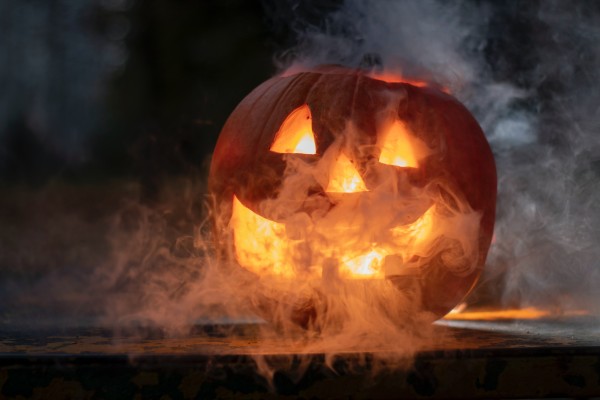 Caza de monstruos en Halloween