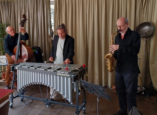 Jazz con «Blossoming Songs»
