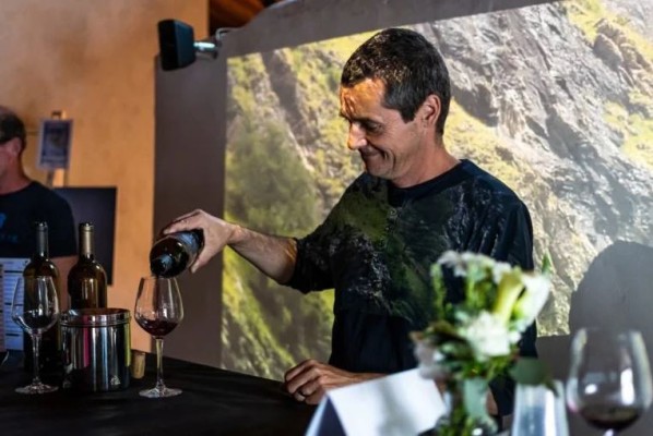Wine tasting - Cave Bétrisey