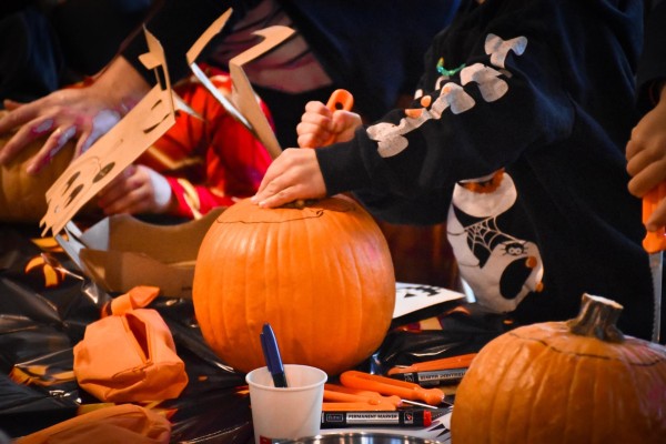 Halloween Pumpkin Carving