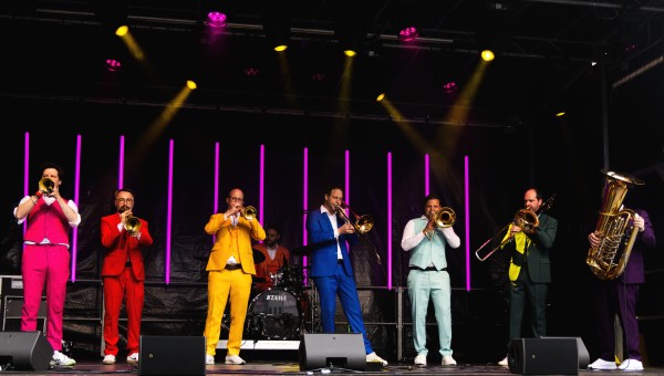 Konzert UnglauBlech "Helden der Lüfte"