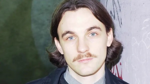 Kaleb Erdmann lee de «Die Ausweichschule»