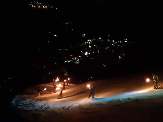 Snow & Style Night Torch run Saas-Almagell