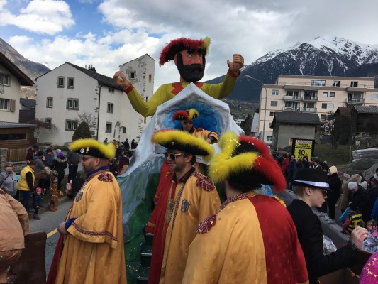 Great Upper Valais carnival parade