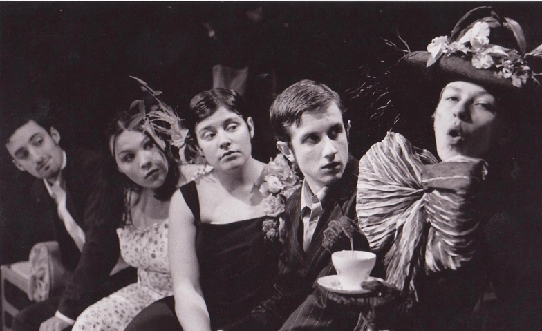THE IMPORTANCE OF BEING EARNEST - Komödie von Oscar Wilde