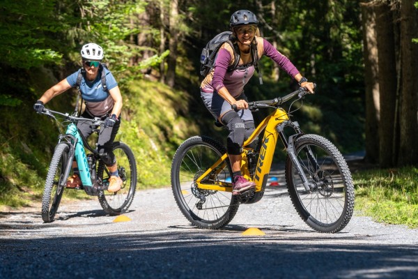 Cours de base pour adultes en vélo (VTT & VAE)