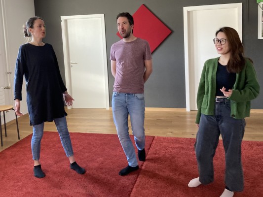 singing and improvising