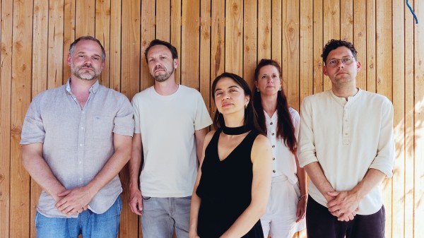 Stella Cruz and Band