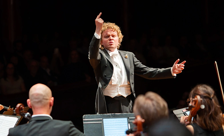 Peace Philharmonic & Nikolay Khozyainov — Strauss Concerto p