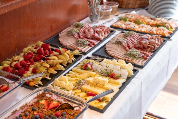 Advent Brunch Ship