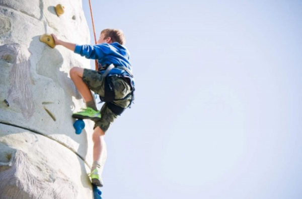 Kids climbing
