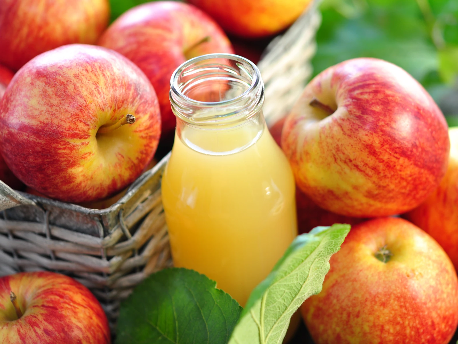"Plai a mi": Exprimir jugo de manzana en Brigels