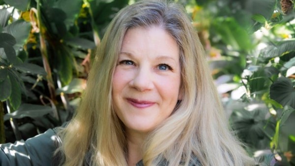 Dar Williams - Up Close & Intimate