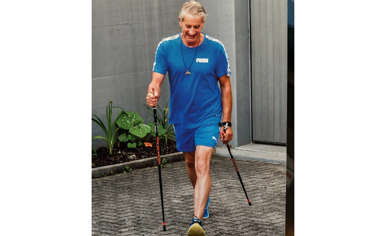 NORDIC WALKING