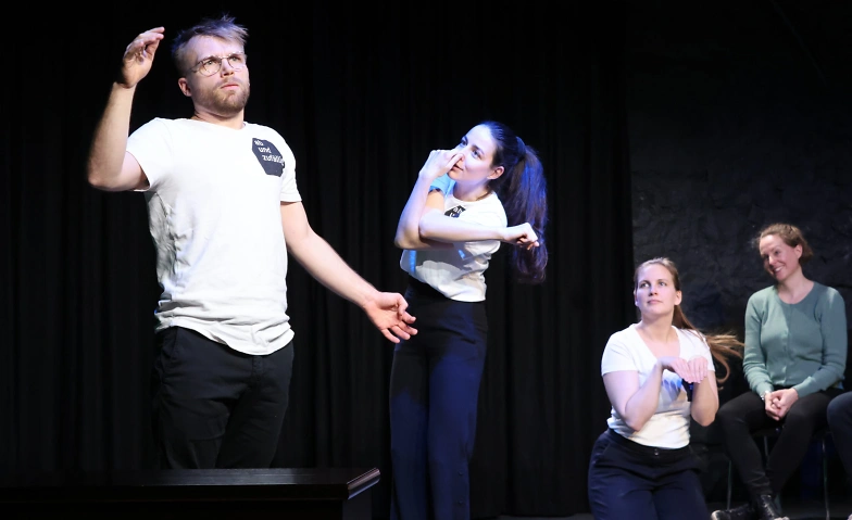 Kellerduell im Theater Metalli