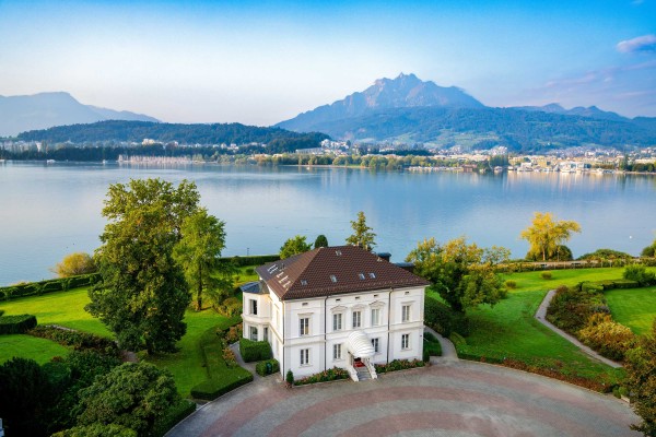 Evening « guest winemaker » at VILLA Schweizerhof with Caroline Frey