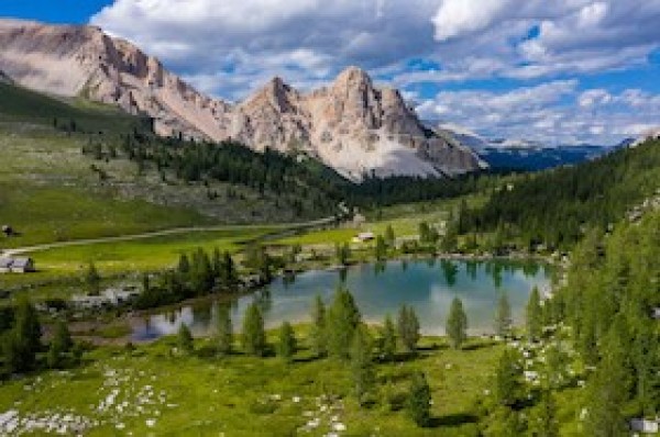 Südtirol & Dolomiten - in the Enchantment of the Illuminated Mountains - 3D!