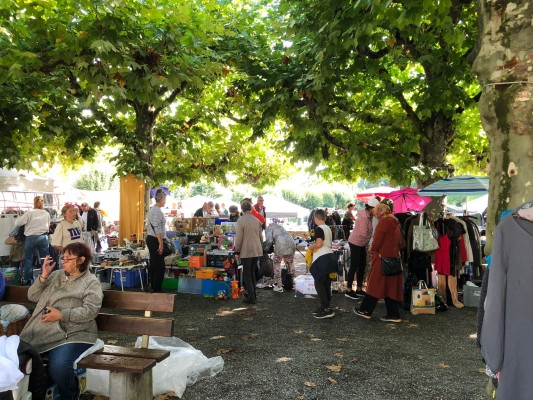 Flea Market in Dreispitzpark Kreuzlingen