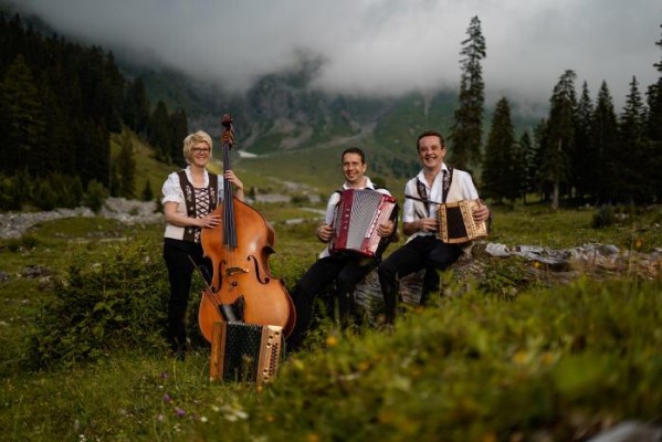 The Autumn Festival of Folk Music