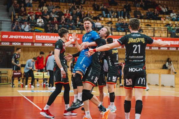 EXTRALIGA MUŽŮ: Jihostroj – Zlín