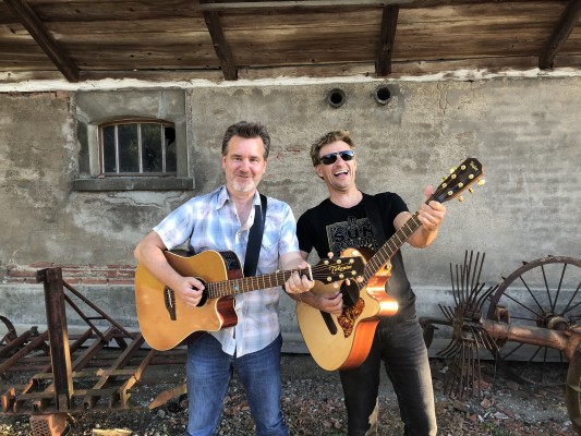 Chris Regez & Guitar Mike: Live in Oftringen (AG)