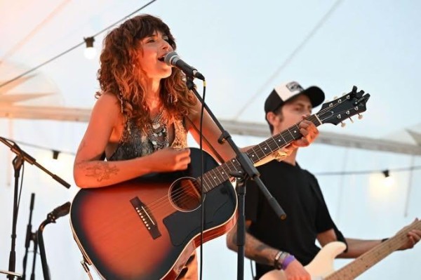 Live Music - Brooke Law