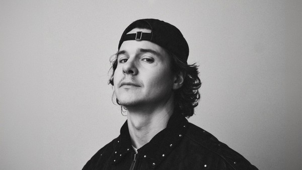 LUKAS GRAHAM