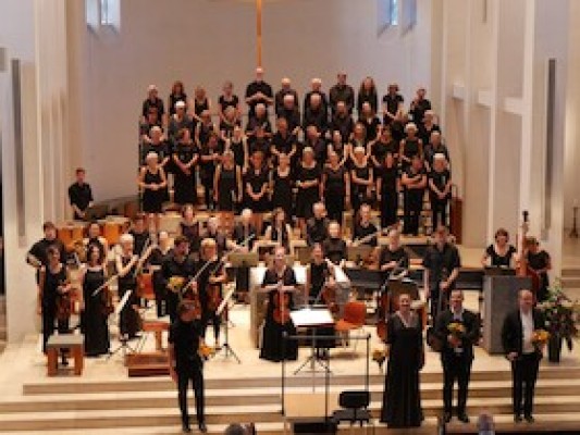 Himnos del alma - Una noche con Bernstein Chichester Psalms y Rutter Requiem