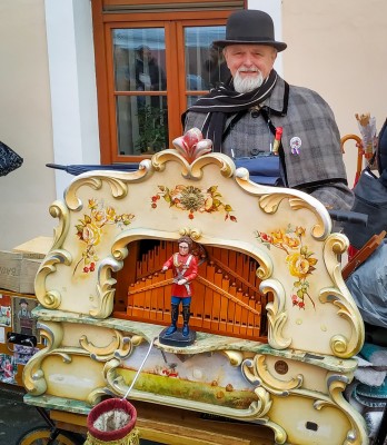 TŘEBOŇ: Advent Castle Market