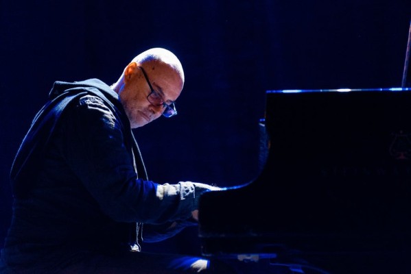 Maurizio Bignone – re:Verse (Piano Solo)