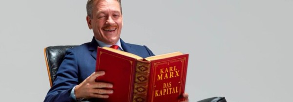 Vincent Kucholl A Right-Wing Show – The World According to Reto Zenhäusern