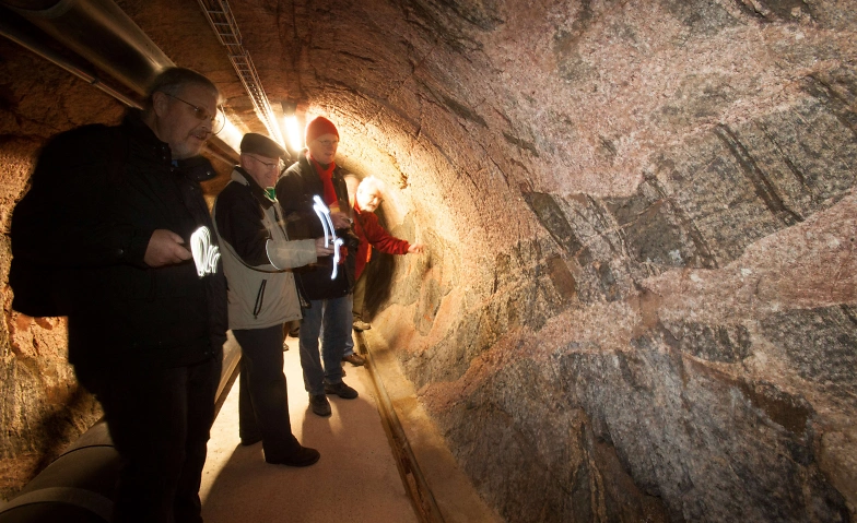 Visita guiada pública a túneles geológicos