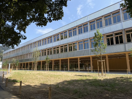 Farewell-Arrival - the Toggenburg Orchestra at the old & new Cantonal School