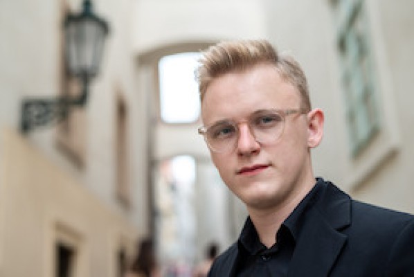 Jan Čmejla (Piano, SWR Kultur New Talent)