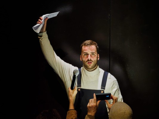 Bicubic – Made in France – Offbeat Chronicle of a Factory Closure