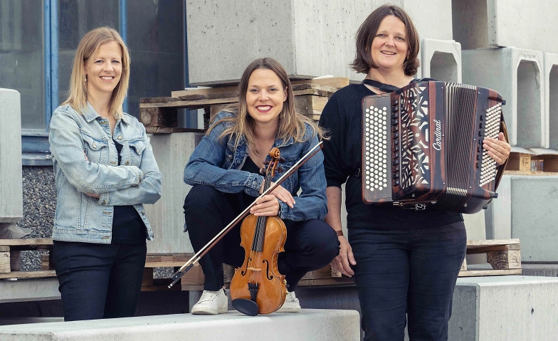 InterFolk und Kapelle Mathi Landtwing